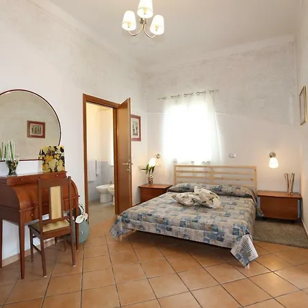 Casa Vacanze Ninfa Holiday home